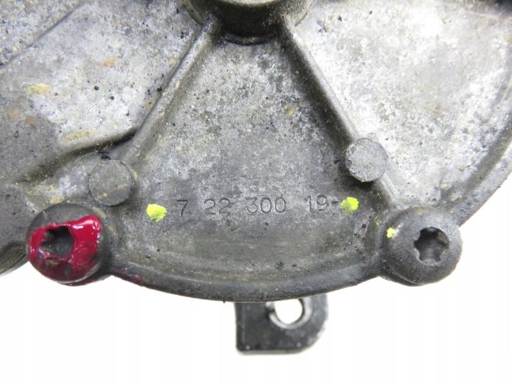 Насос вакуумный VW Transporter T4 2.4 дизель 72230019 074145100A, фото 6