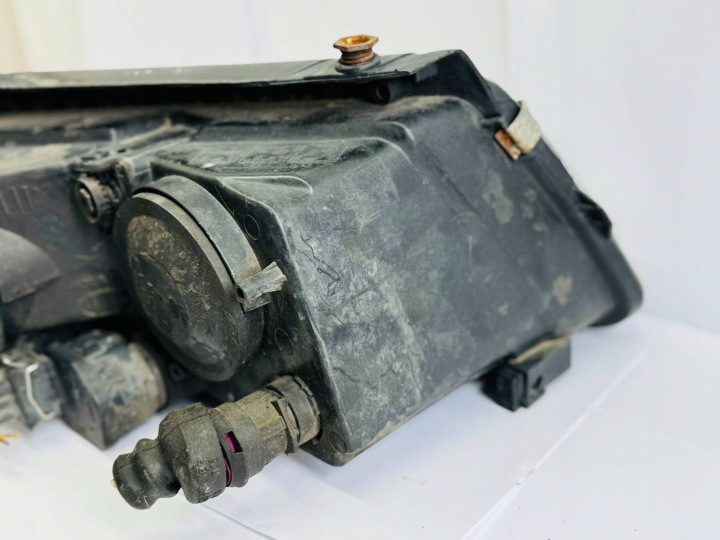 ФАРА ЛЕВАЯ ПЕРЕДНЯЯ VW PASSAT B5, фото 2