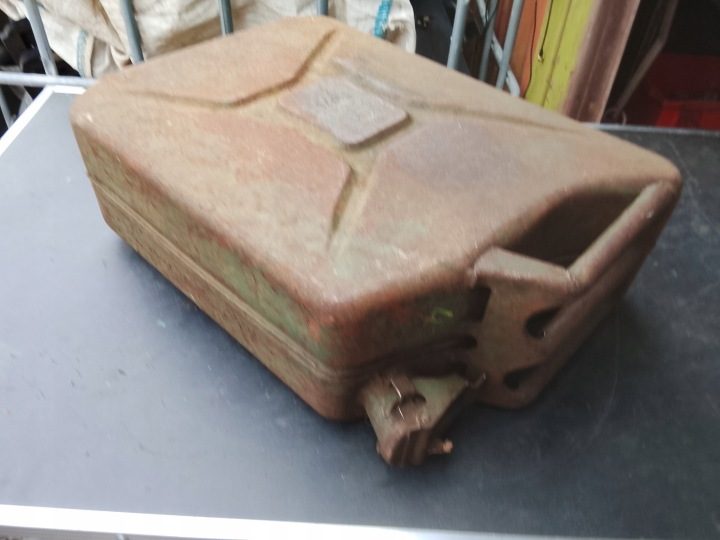 Канистра металлическая 20L GEKO стальная на топливо G03232, фото 2