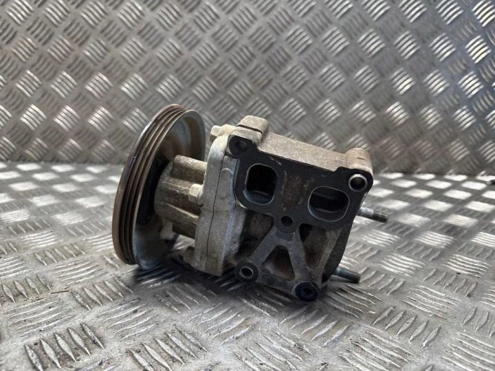 Mitsubishi OE 1300A110 Дополнительная помпа, фото 4