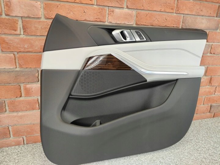 ОБШИВКА ДВЕРИ ПРАВАЯ ПЕРЕДНЯЯ ОБШИВКА ДВЕРИ BMW X5 G05 X7 G07 SILVERSTONE, фото 2