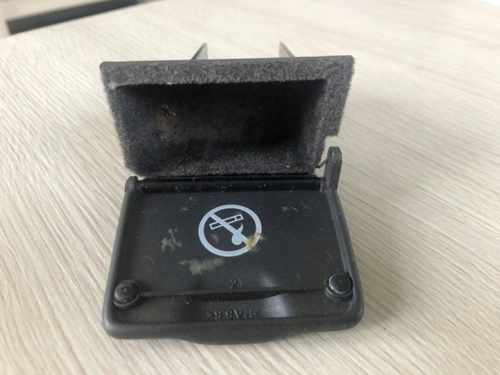 ПЕПЕЛЬНИЦА МАЛАЯ БАРДАЧОК VOLVO V40 S40 РЕСТАЙЛИНГ 2000-2004 ПЕРЕДНИЙ, фото 2