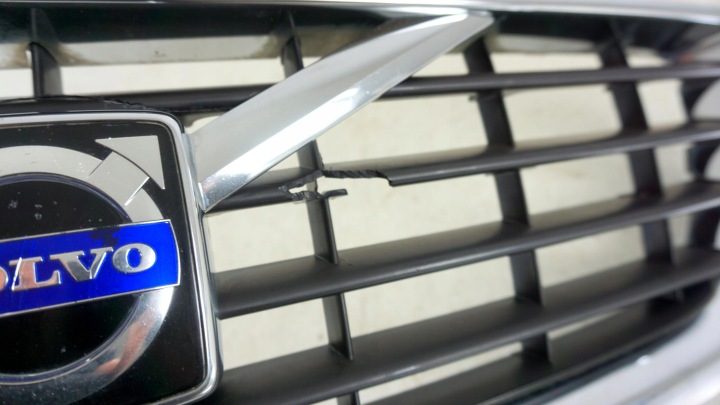 РЕШЕТКА РАДИАТОРА ЗНАЧОК VOLVO S40 2 II РЕСТАЙЛИНГ V50 РЕСТАЙЛИНГ 07-12 30744914, фото 3