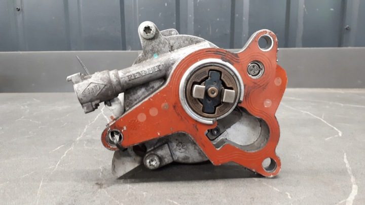 Renault OE 8200520476 насос вакуумный, фото 5