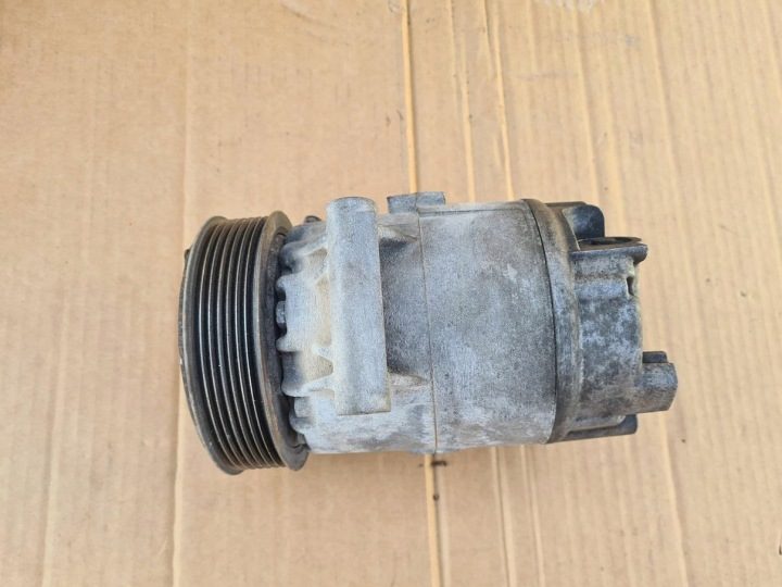 КОМПРЕССОР КОНДИЦИОНЕРА RENAULT SCENIC II 2 MEGANE 8200678499, фото 1