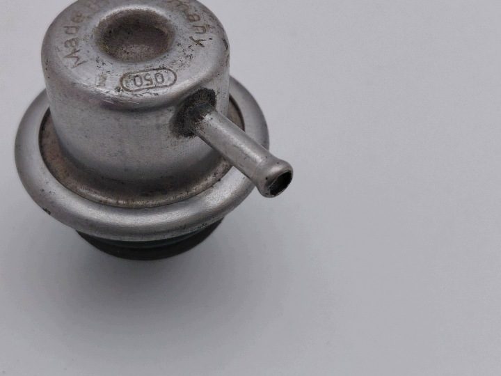 РЕГУЛЯТОР ДАВЛЕНИЯ ТОПЛИВА VW GOLF IV 1.6 037133035C / 0280160557 NR213, фото 3