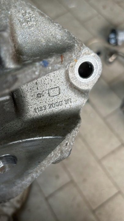 Подушка двигателя Renault Laguna III 113320003R, фото 6