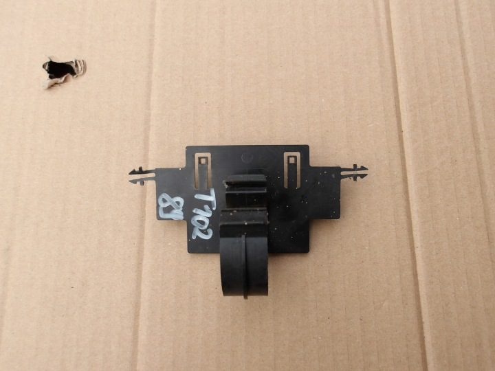 Кронштейн проводов VW Seat 6R0971845K, фото 1