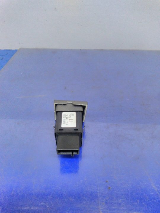 Кнопка подогрева сиденье Opel OE 24441254, фото 4
