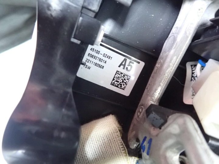 Руль мультифункциональный кожа лепестка красная строчка Corolla E210 GR Sport, фото 7