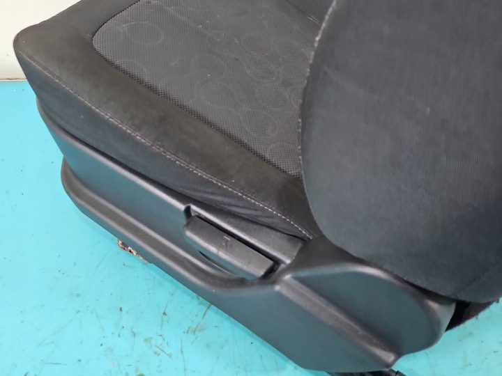 Сиденье левое переднее водителя Hyundai I20 I 08-14 европа 5D 5-Drzwi, фото 7
