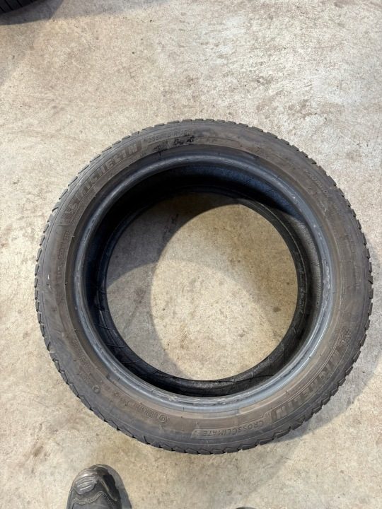 Шина всесезонная Michelin CrossClimate 2 235/45R18 94 Вт сцепление на снегу (3PMSF), защита диска, фото 2
