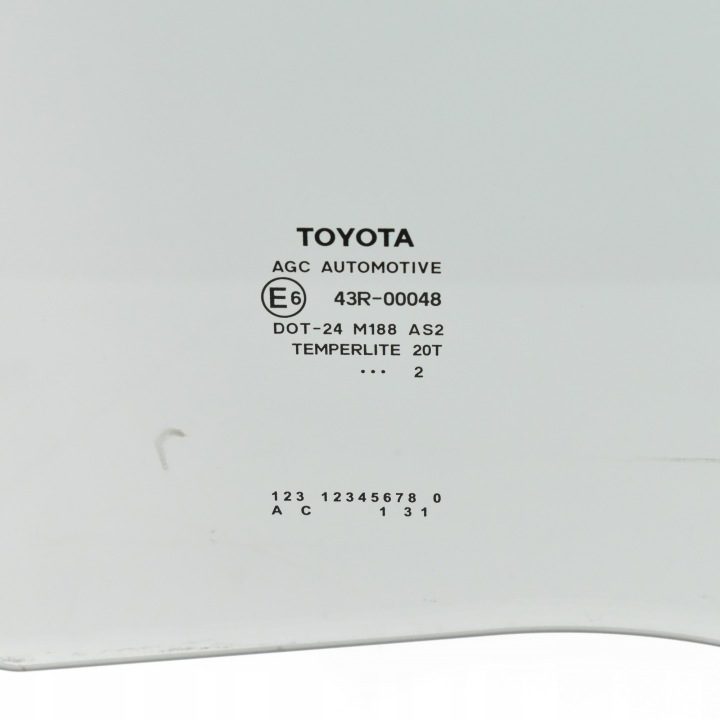 Стекло боковое двери правое заднее 68130-0D200 Toyota Yaris III Vitz, фото 3