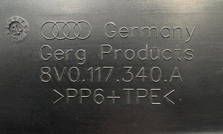 Руль воздуховод радиатора правый AUDI RS3 8V0117340A, фото 4