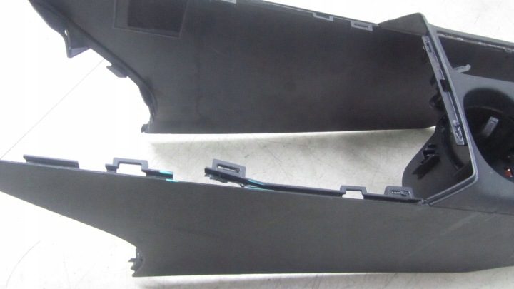 AUDI Q3 8U ЦЕНТРАЛЬНЫЙ ТОННЕЛЬ БАРДАЧОК 8U0862533 11-, фото 10