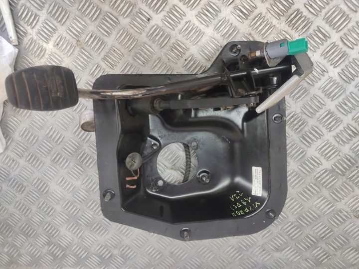 Пластина педалей газа тормоза 8200174530 Opel, фото 1