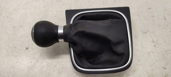РАМКА РЫЧАГА ПЕРЕКЛЮЧЕНИЯ ПЕРЕДАЧ ЧЕХОЛ VW GOLF VI 1.6 TDI 1K0711113CF, фото 1