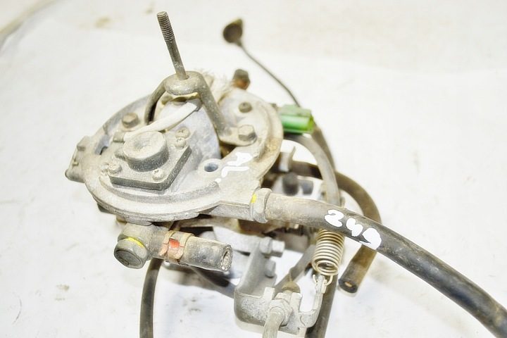 Suzuki Swift карбюратор 1340063E00 1979300210, фото 2