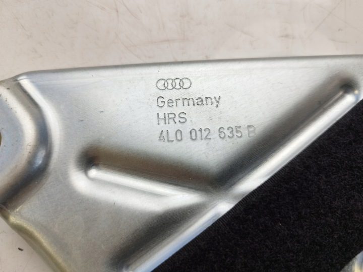 Кронштейн компрессора Audi OE 4L0012635B, фото 8