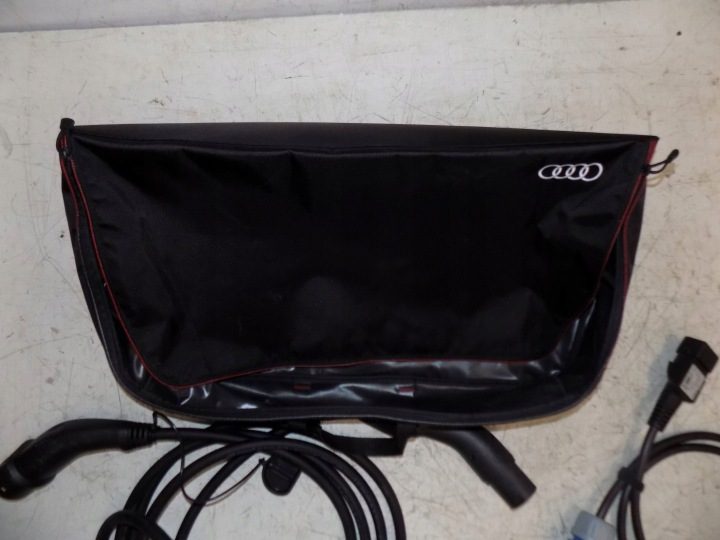 Audi E-Tron 4KE Q8 кабели зарядки сумка комплект 7PP971678FK 4N0971675C, фото 9