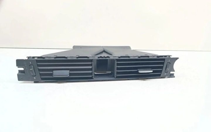 Воздухозаборник консоли BMW 3 (E90) 7144253 2.5L бензин 2006, фото 1