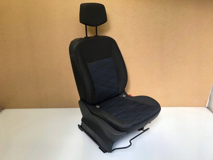 Renault Clio III 3 05-10 3D сиденье правое переднее пассажира, фото 1