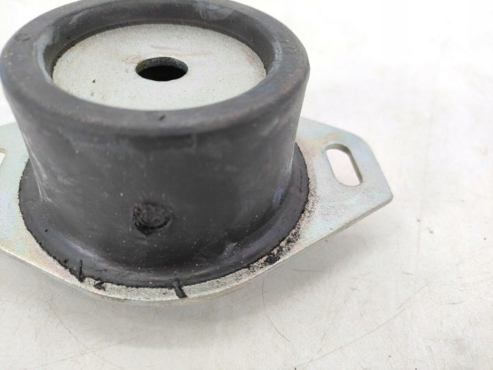 Febi Bilstein 19713 Опора двигателя, фото 3