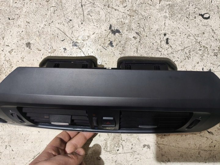 BMW X3 F25 X4 ДЕФЛЕКТОР ОБДУВА ЦЕНТРАЛЬНОЙ КОНСОЛИ СРЕДНИЙ 51459184122, фото 6