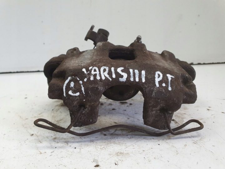 Toyota Yaris III ЗАДНИЙ СУППОРТ ТОРМОЗНОЙ правый ПАССАЖИРА, фото 2