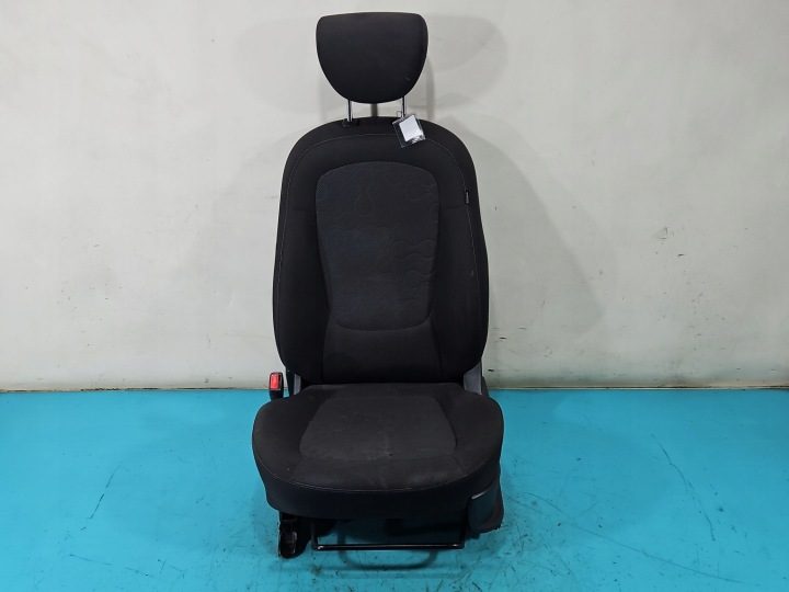 Сиденье левое переднее водителя Hyundai I20 I 08-14 европа 5D 5-Drzwi, фото 1