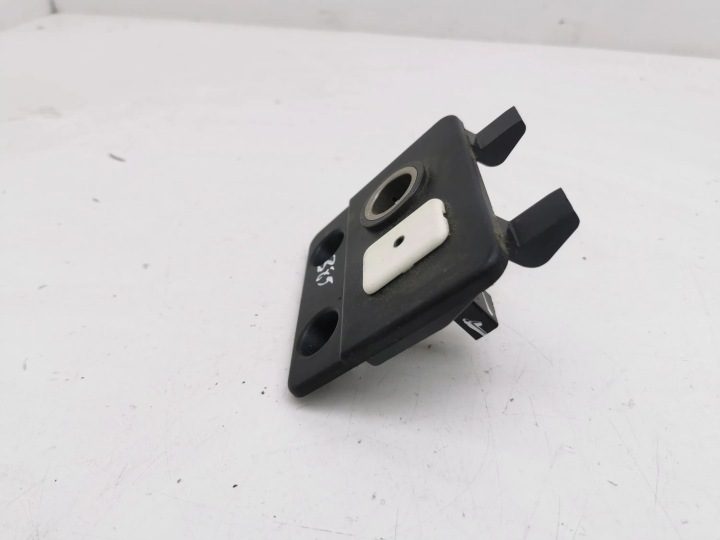 Opel Antara 2012 Прикуриватель, фото 4