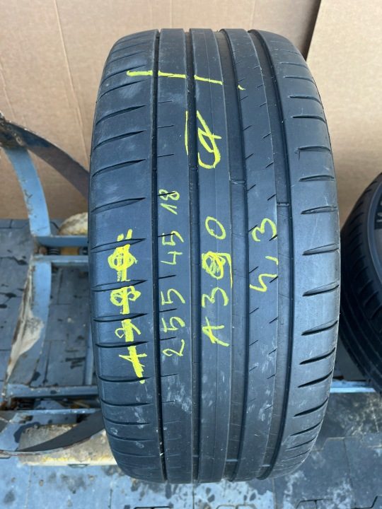 Шина летняя Michelin Pilot Sport 4 255/45R18 103 Y усилитель (XL), фото 1