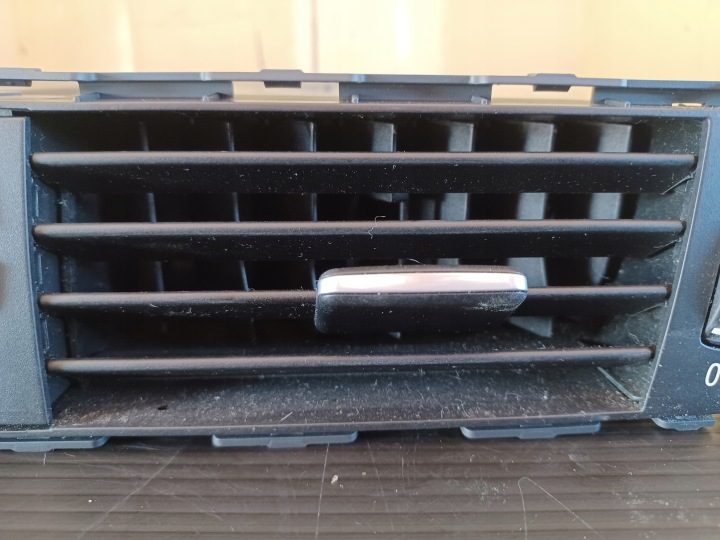 Воздухозаборник консоли BMW 3 E90 E91 9130464 3.0L дизель 2011, фото 7