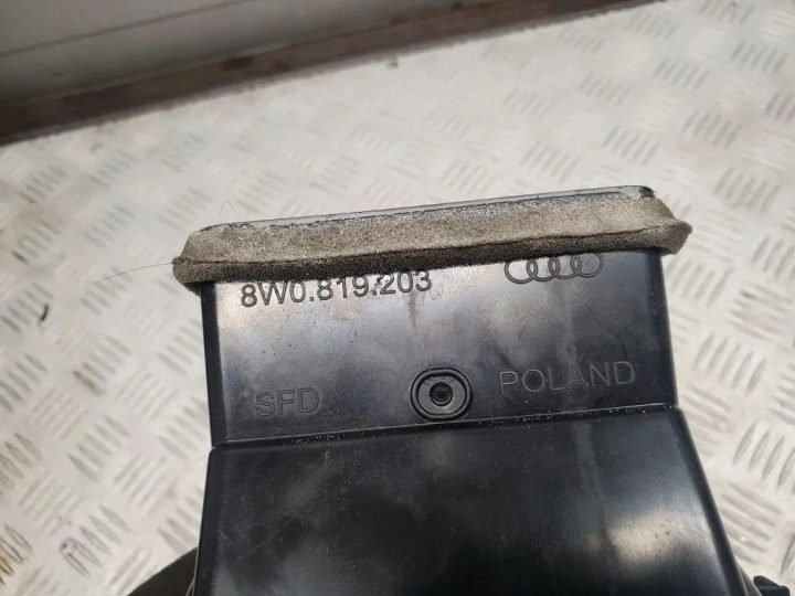 Задняя решетка вентиляционная AUDI A4 (8W2, B9) 8W0819203 2.0L дизель 110 кВт, фото 2