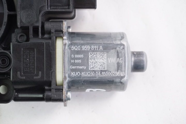МОТОРЧИК СТЕКЛОПОДЪЕМНИКА ЛЕВЫЙ ЗАДНИЙ VW SKODA SEAT AUDI 5Q0959811A, фото 3