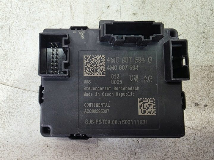 Модуль люка Audi A4 B9 4M0907594G, фото 4