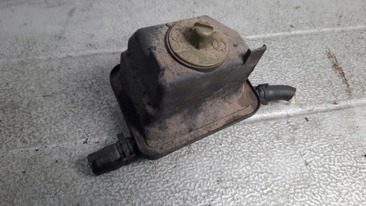 БАЧОК СИСТ. ГИДРОУСИЛИТЕЛЯ VW GOLF IV 98 г. 1.6B, фото 3