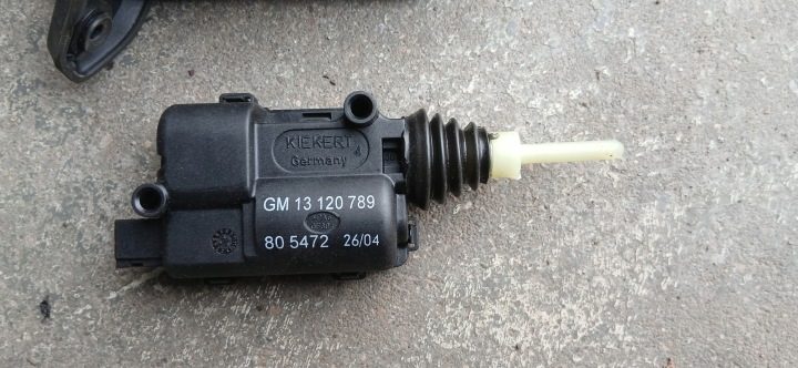 Opel Meriva A 03-10r. привод лючка горловины бензобака 13224654, фото 2