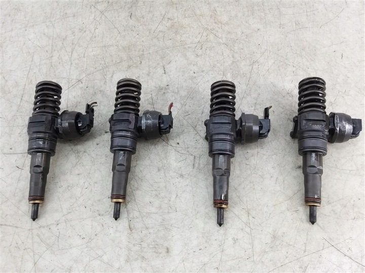 Комплект форсунок форсунки VW Passat B5 1996-2000 1.9 TDI 038130073BA, фото 1