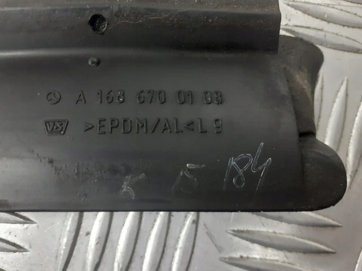 МОЛДИНГ ЛЕВЫЙ ЛОБОВОГО СТЕКЛА MERCEDES W168 1.4, фото 2