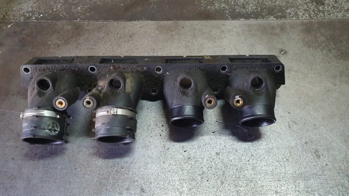 AUDI A4 B6 2.0 ALT - ВПУСКНОЙ КОЛЛЕКТОР 06B133216G, фото 1