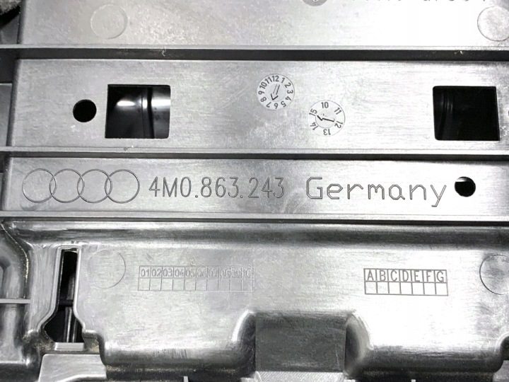 Центральный тоннель Audi Q7 4M внедорожник 4M0863243 центральная консоль, ниша, фото 7