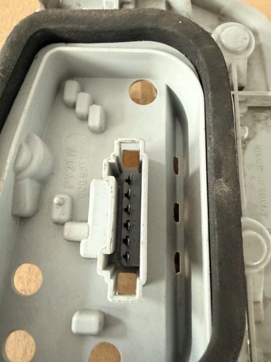 Плата фонаря задняя правая VW Polo 9N кронштейн ламп 6Q6945258A оригинал, фото 2
