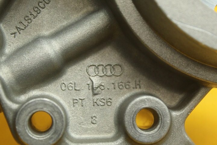 КОРПУС ВАЛОВ КРОНШТЕЙН ФАРЫ AUDI A4 2.0 TFSI CHH B8 06L103166H, фото 2