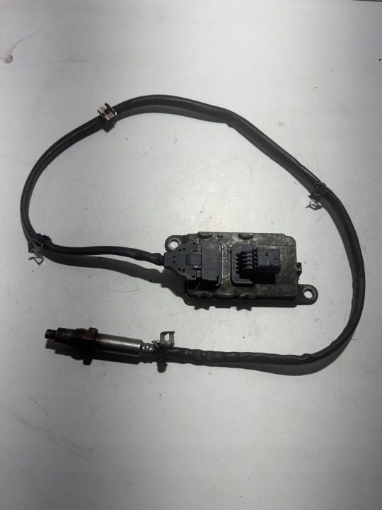 Лямбда-зонд Датчик NOx Mercedes Atego Antos Actros A0101531528, фото 1