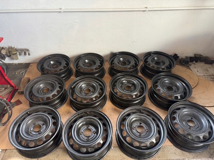 Штампованный диск Peugeot OE 9825102480 6.0" x 15" 4x108 ET 32, фото 1
