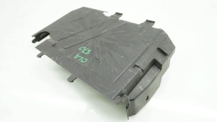 Крышка аккумулятора Mercedes CLA W118 A2475459800, фото 2