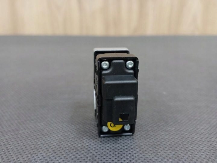Mercedes SLK W171 кнопка стеклоподъемника A1718205410, фото 3