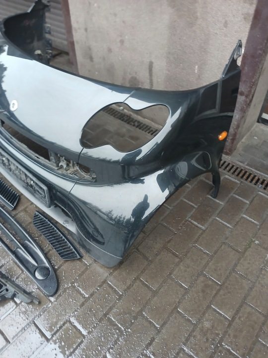 Бампер передний в сборе в хорошем состоянии Smart Fortwo 1 рестайлинг цвет черный EB1 EA4, фото 7