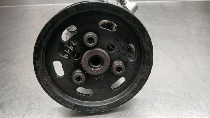 VW Passat B5 1.9 TDI насос гидроусилителя 8D0145155Q, фото 7